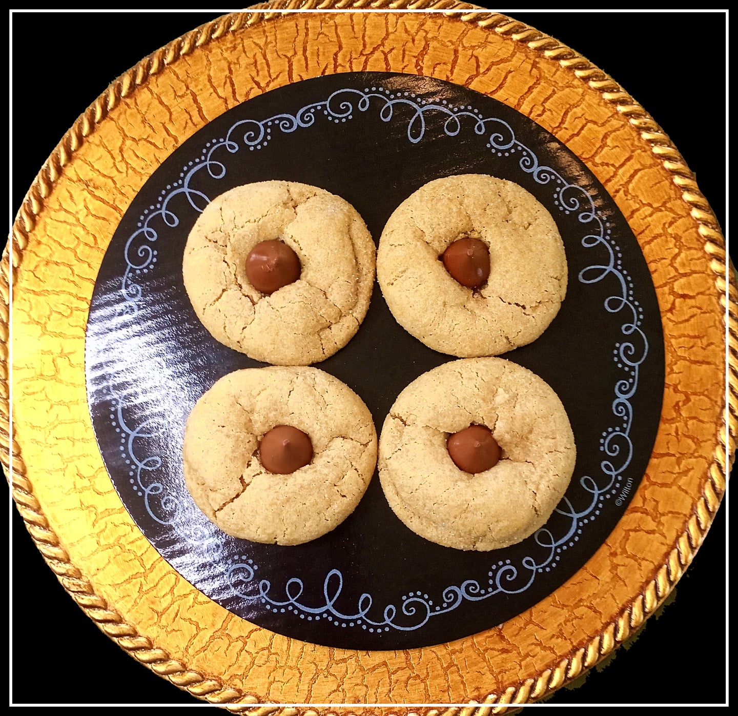 Peanut Butter Blossom Specialty Cookie