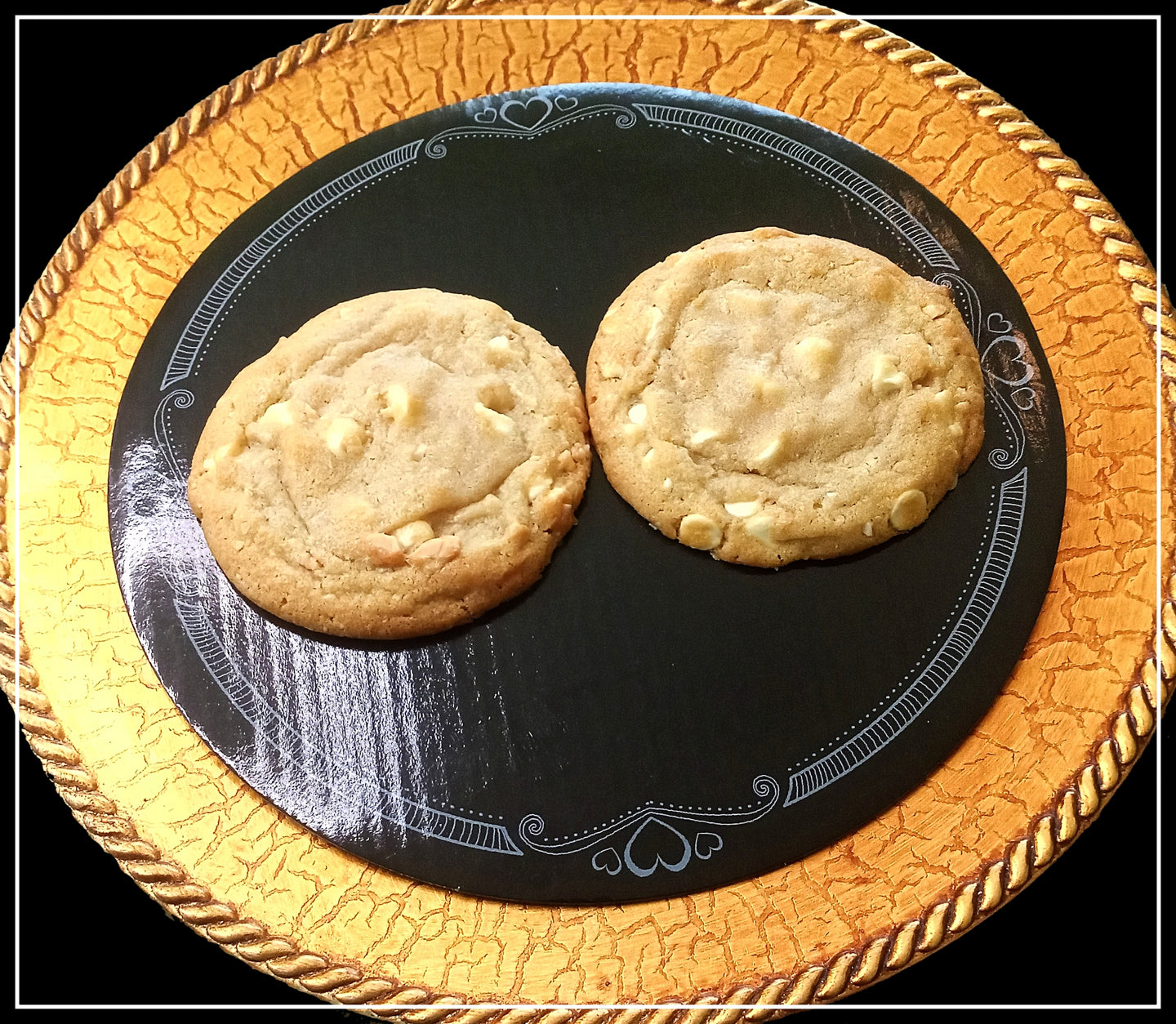 White Chocolate Macadamia Nut Specialty Cookie